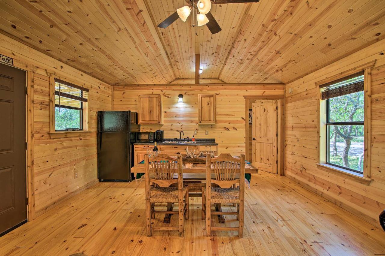 Rustic-Chic Country Cabin - 10 Mi To Main Street! Φρέντερικσμπεργκ Εξωτερικό φωτογραφία