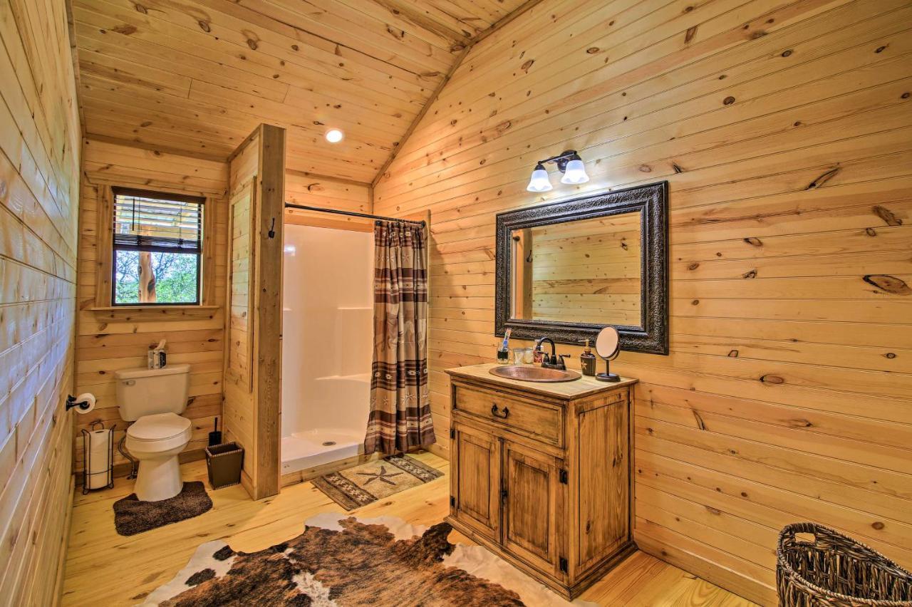 Rustic-Chic Country Cabin - 10 Mi To Main Street! Φρέντερικσμπεργκ Εξωτερικό φωτογραφία