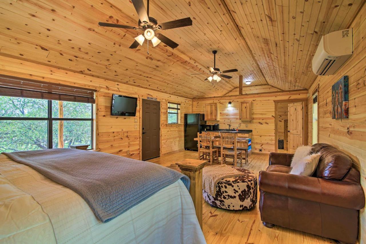 Rustic-Chic Country Cabin - 10 Mi To Main Street! Φρέντερικσμπεργκ Εξωτερικό φωτογραφία