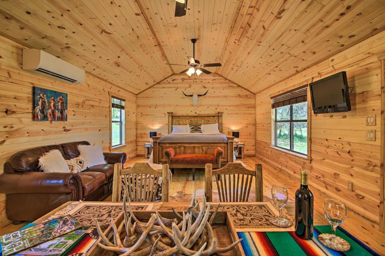 Rustic-Chic Country Cabin - 10 Mi To Main Street! Φρέντερικσμπεργκ Εξωτερικό φωτογραφία
