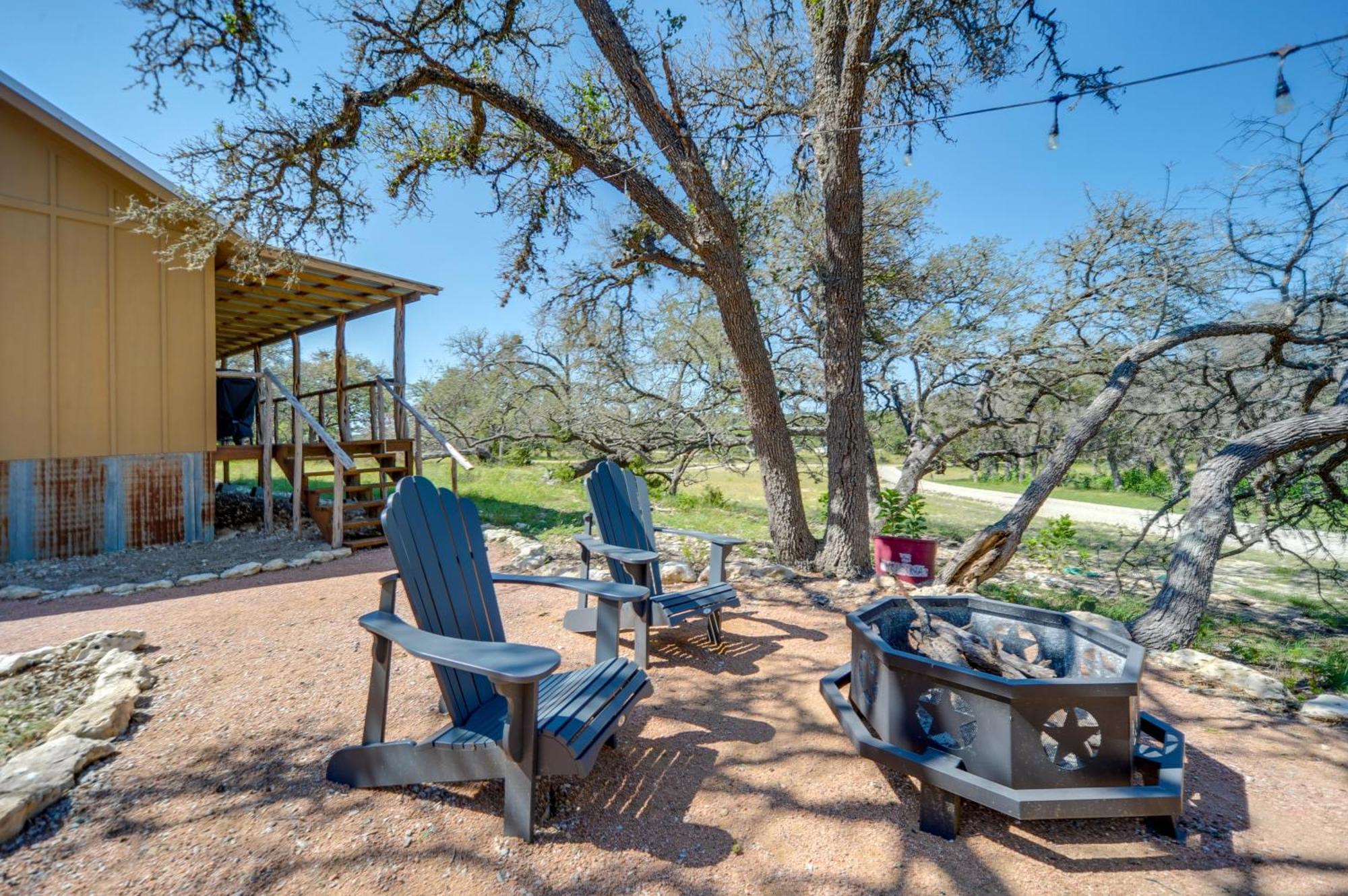 Rustic-Chic Country Cabin - 10 Mi To Main Street! Φρέντερικσμπεργκ Εξωτερικό φωτογραφία